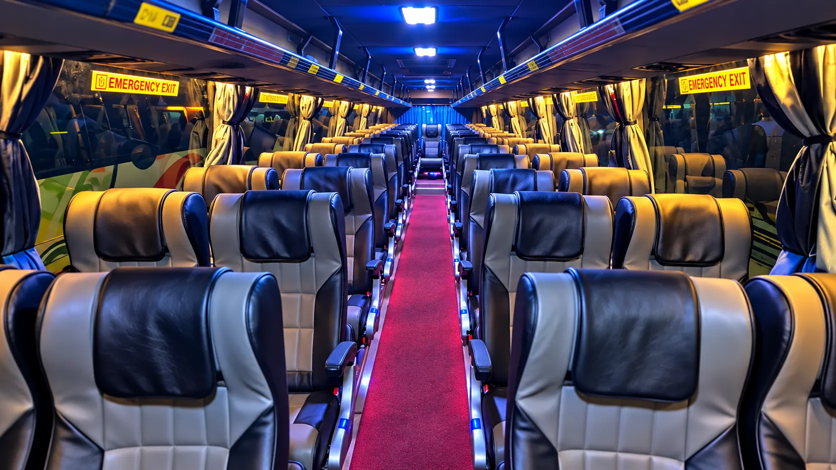 Volvo Bus — photo 1 of 4